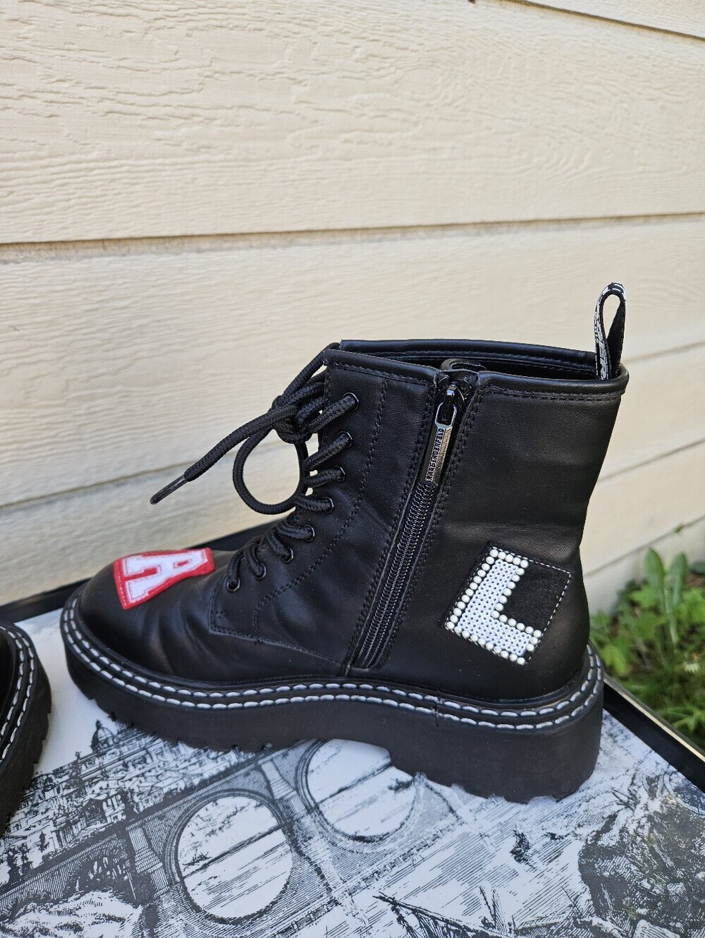 Karl Lagerfeld Dixie black applique combat boots size 8 - Picture 5 of 12